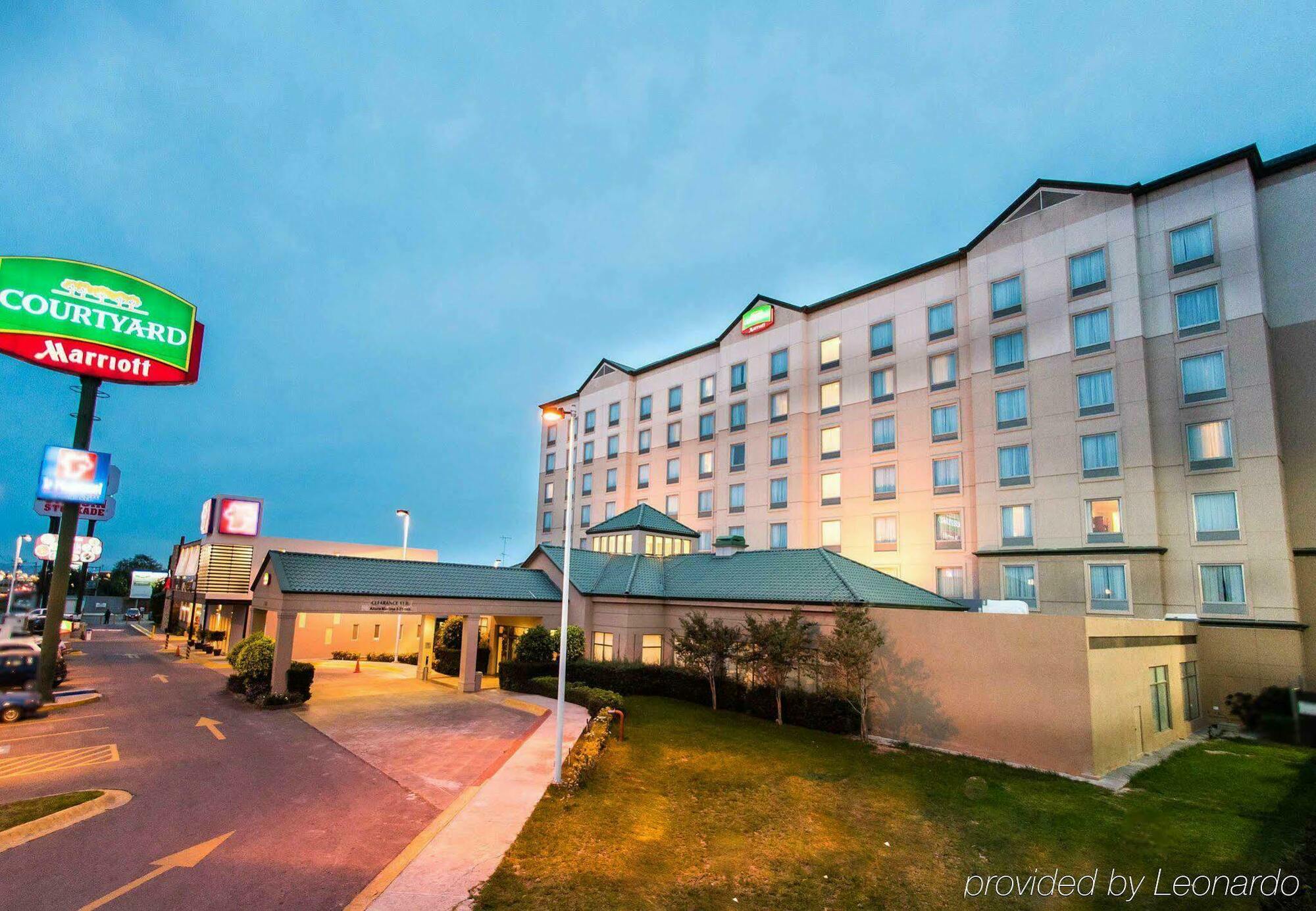 Hotel Courtyard By Marriott San Luis Potosí Exterior foto
